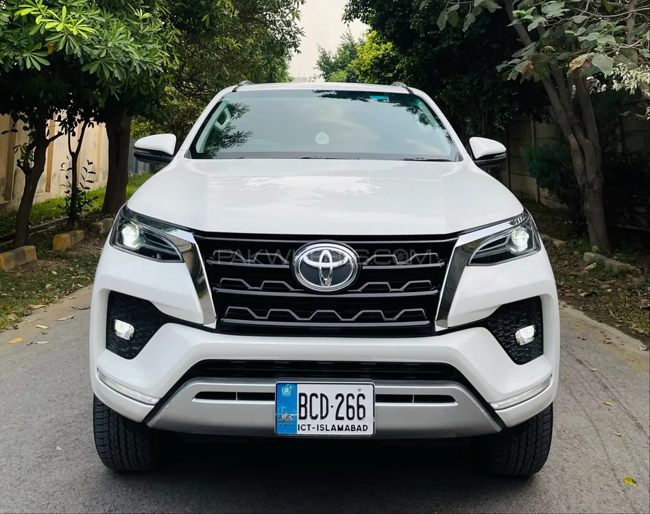 Toyota Fortuner 2022 for Sale in Sialkot Image-1