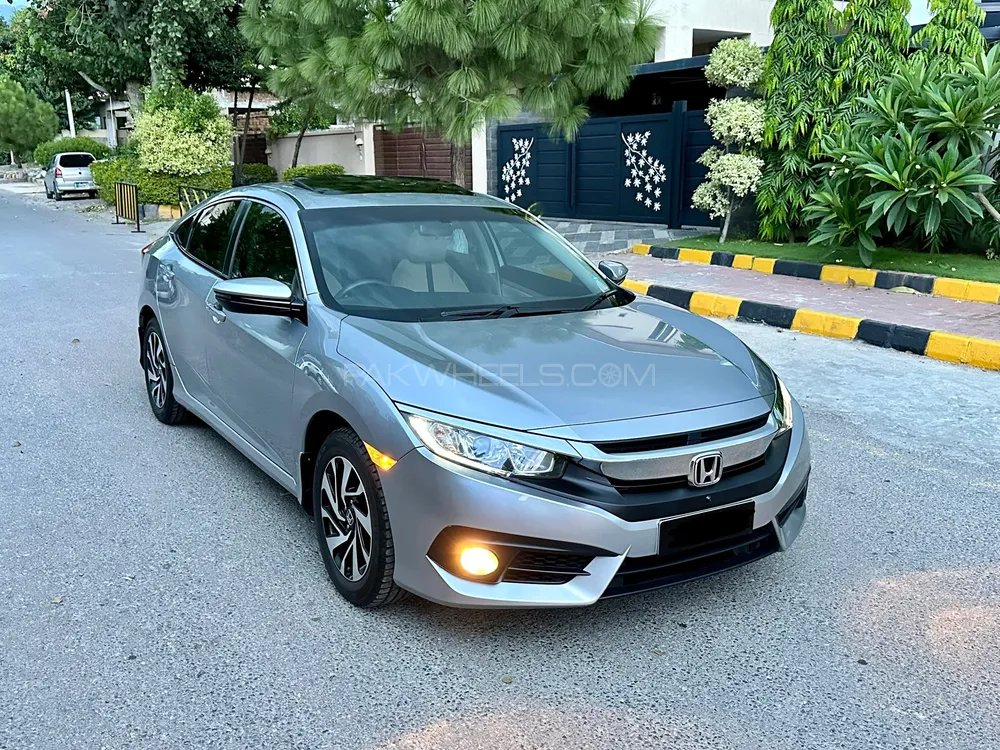 Honda Civic 2018 for Sale in Islamabad Image-1