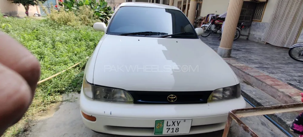 Toyota Corolla 2001 for Sale in Nowshera Image-1
