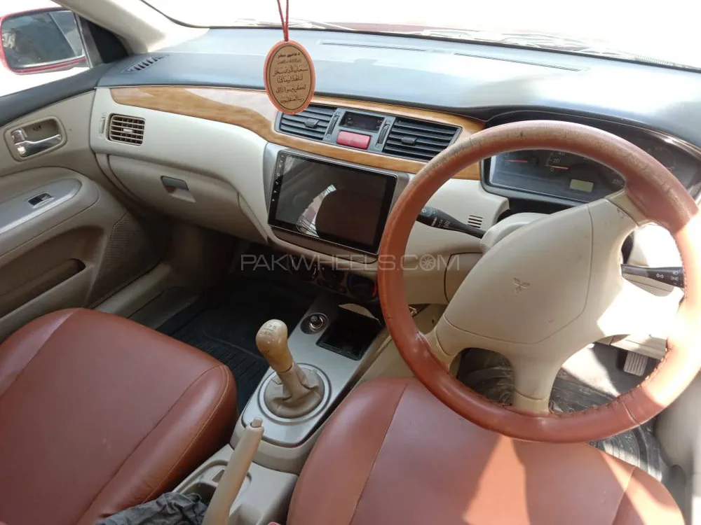 Mitsubishi Lancer 2004 for Sale in Lahore Image-1