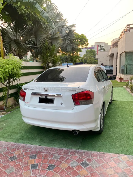 Honda City 2013 for Sale in Lahore Image-1