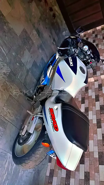 Suzuki GSX-R600 1997 for Sale Image-1