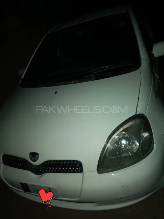 Toyota Vitz 2001 for Sale in Peshawar Image-1