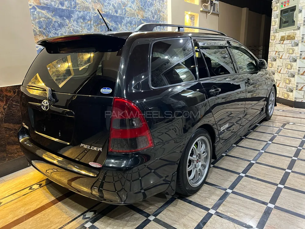 Toyota Corolla Fielder 2002 for Sale in Peshawar Image-1