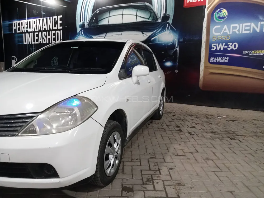 Nissan Tiida 2007 for Sale in Islamabad Image-1