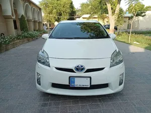 Toyota Prius S LED Edition 1.8 2011 for Sale