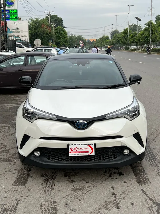 Toyota C-HR 2019 for Sale in Lahore Image-1