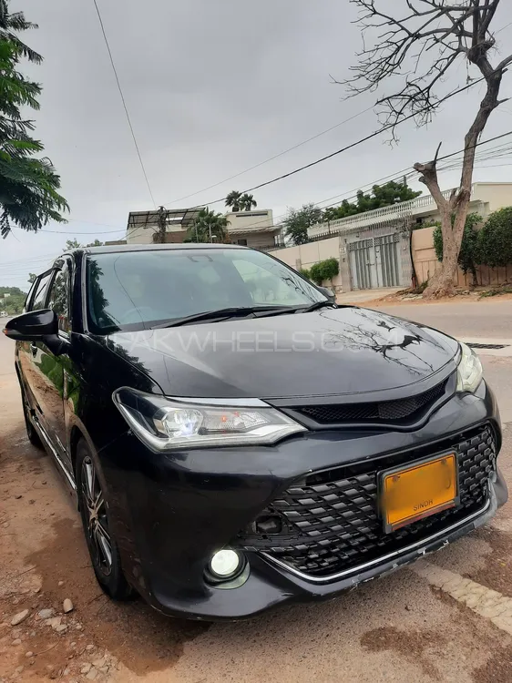 Toyota Corolla Fielder 2016 for Sale in Karachi Image-1