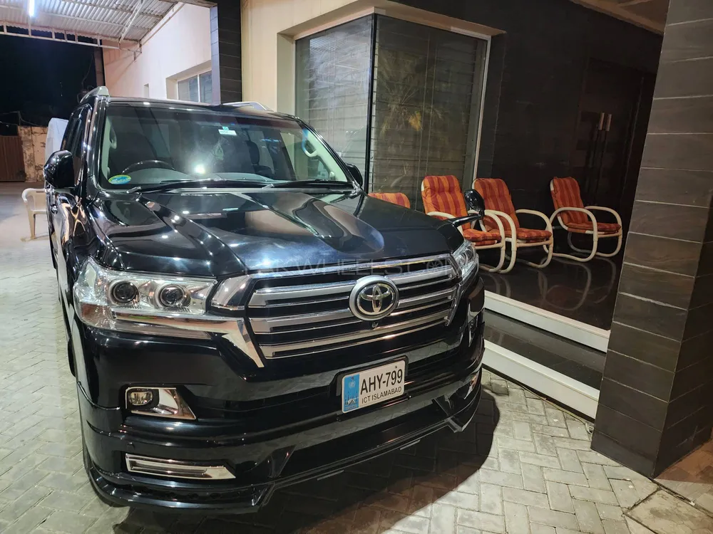 Toyota Land Cruiser 2012 for Sale in Sialkot Image-1