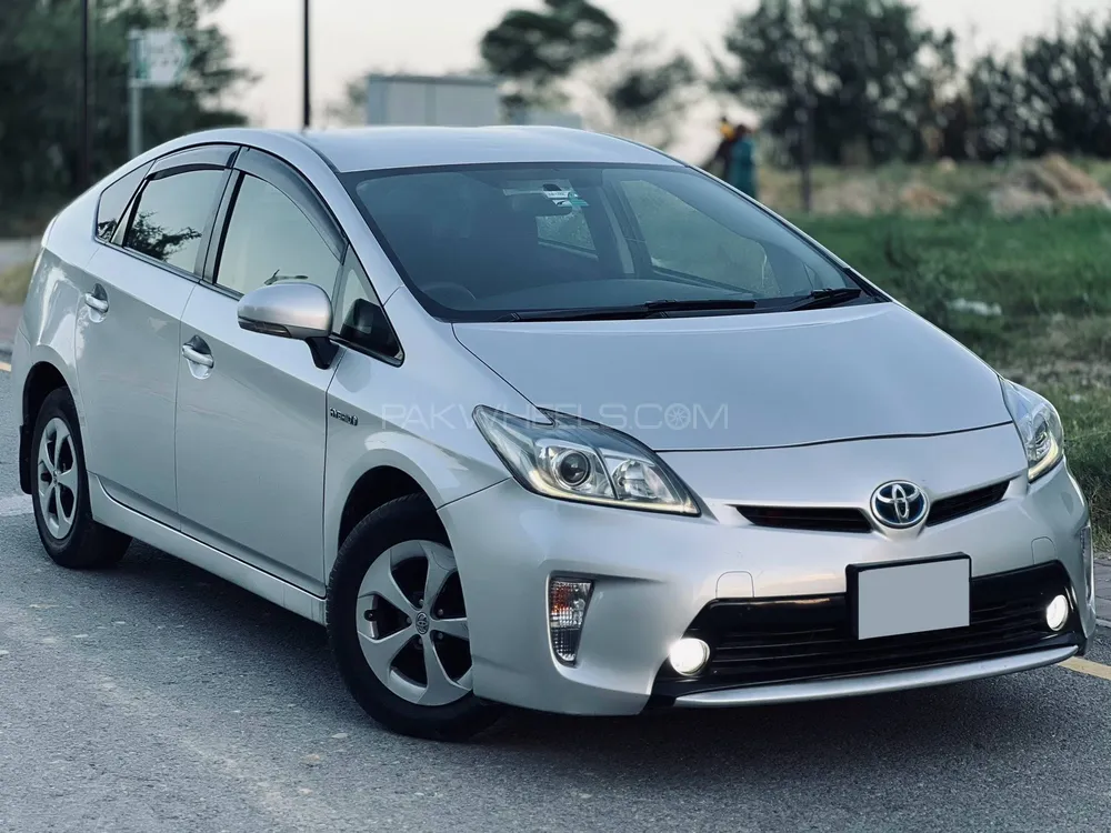 Toyota Prius 2014 for Sale in Rawalpindi Image-1
