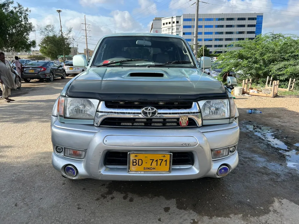 Toyota Surf 2002 for Sale in Karachi Image-1