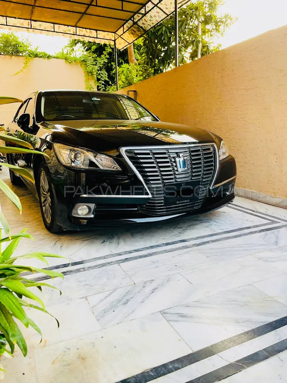 Toyota Crown 2013 for Sale in Rawalpindi Image-1