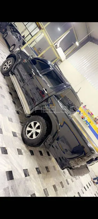 Toyota Hilux 2007 for Sale in Islamabad Image-1