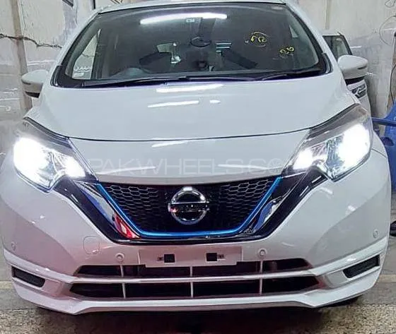 Nissan Note 2019 for Sale in Lahore Image-1