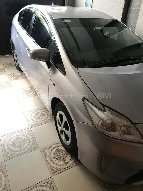Toyota Prius 2012 for Sale in Faisalabad Image-1