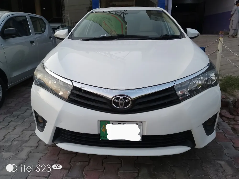 Toyota Corolla 2016 for Sale in Peshawar Image-1