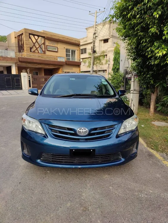 Toyota Corolla 2012 for Sale in Lahore Image-1