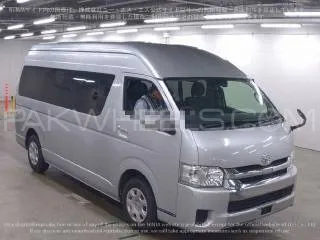 Toyota Hiace 2018 for Sale in Karachi Image-1