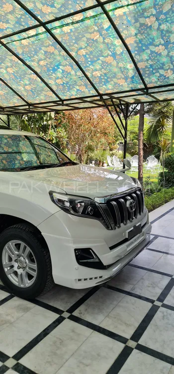 Toyota Prado 2011 for Sale in Peshawar Image-1