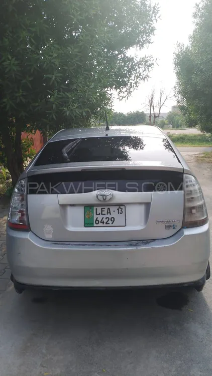 Toyota Prius 2007 for Sale in Lahore Image-1