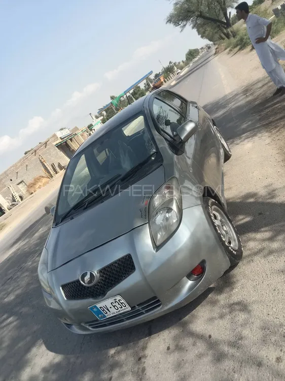 Toyota Vitz 2006 for Sale in Bannu Image-1