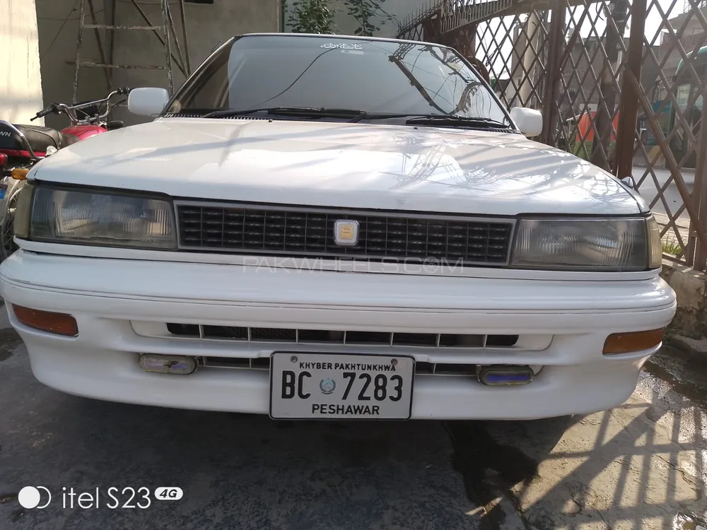Toyota Corolla 1990 for Sale in Peshawar Image-1