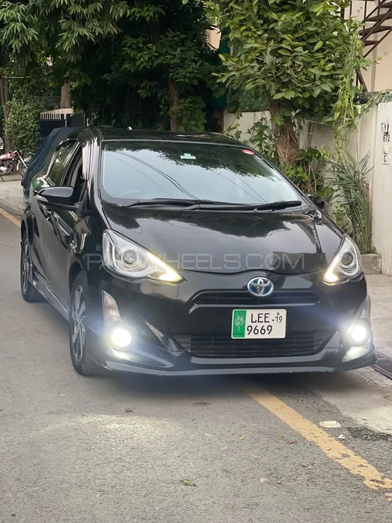 Toyota Aqua 2015 for Sale in Lahore Image-1