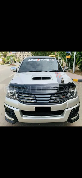 Toyota Hilux 2014 for Sale in Karachi Image-1