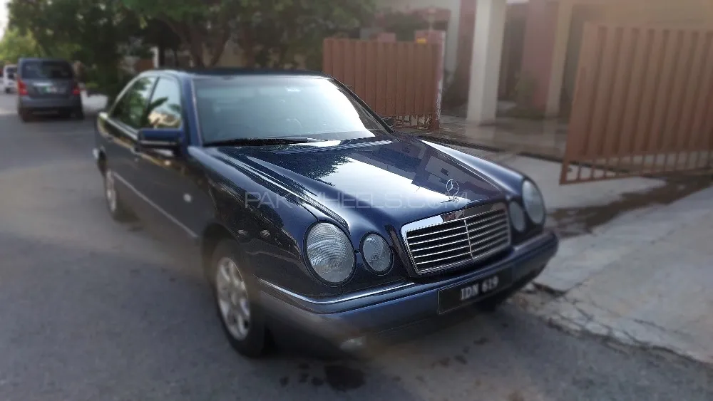 Mercedes Benz E Class 1996 for Sale in Rawalpindi Image-1