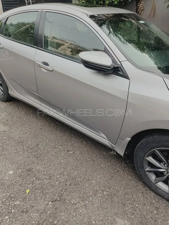Honda Civic 2019 for Sale in Lahore Image-1