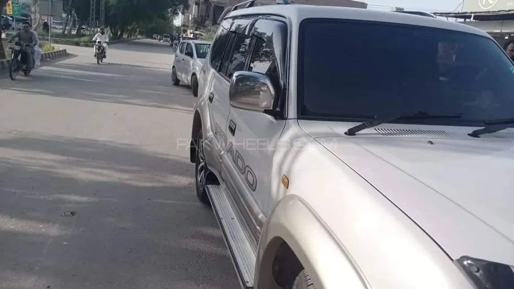 Toyota Prado 2001 for Sale in Hyderabad Image-1