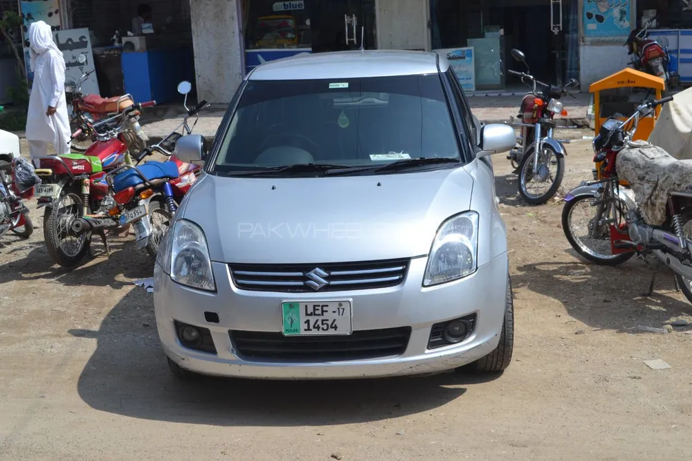 Suzuki Swift 2017 for Sale in Lahore Image-1