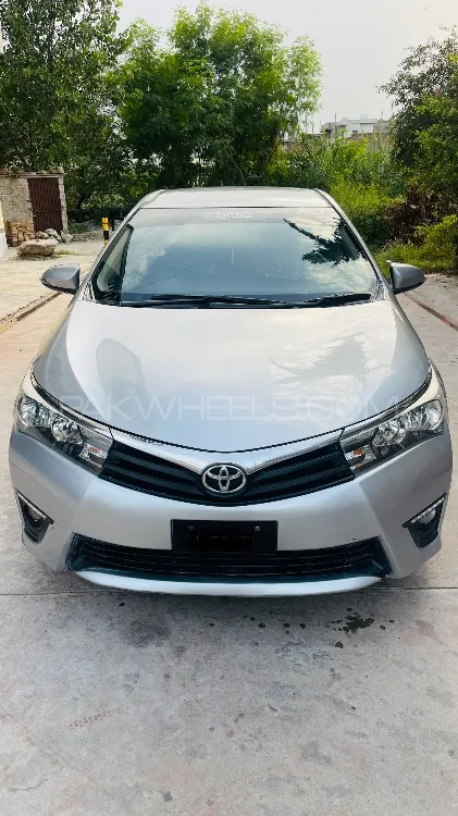 Toyota Corolla 2015 for Sale in Islamabad Image-1