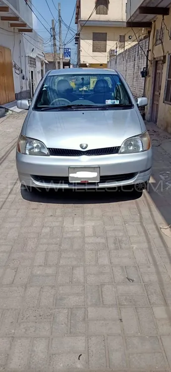 Toyota Platz 2007 for Sale in Burewala Image-1