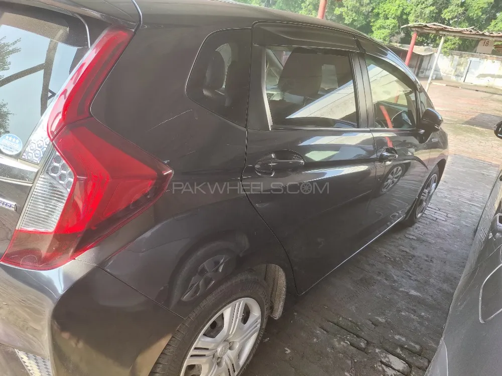 Honda Fit 2015 for Sale in Lahore Image-1