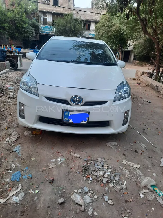 Toyota Prius 2009 for Sale in Lahore Image-1