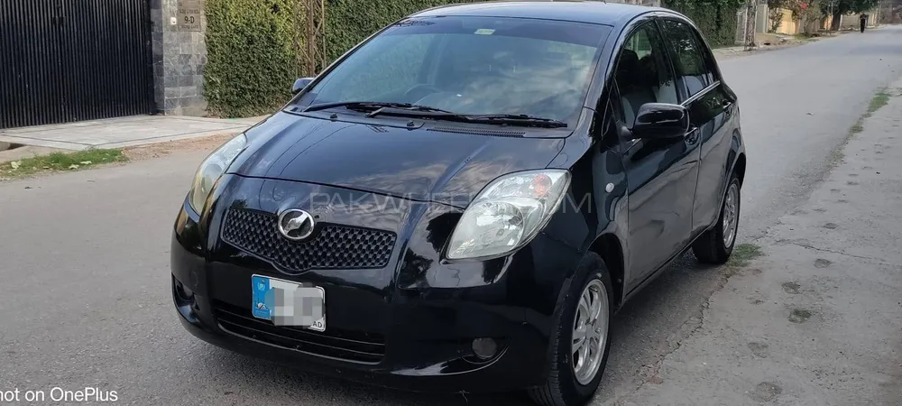 Toyota Vitz 2006 for Sale in Peshawar Image-1
