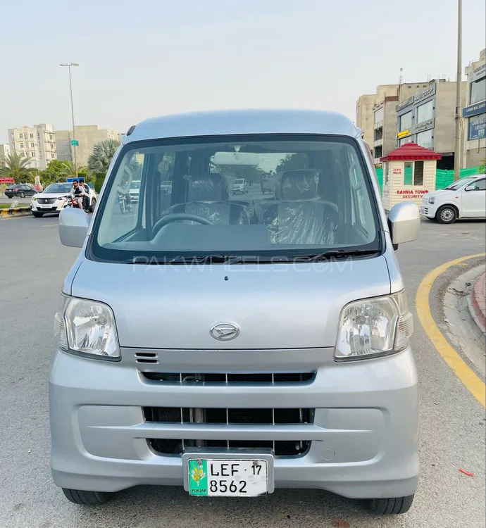 Daihatsu Hijet 2013 for Sale in Lahore Image-1