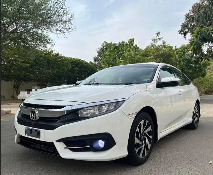 Honda Civic 2017 for Sale in Multan Image-1
