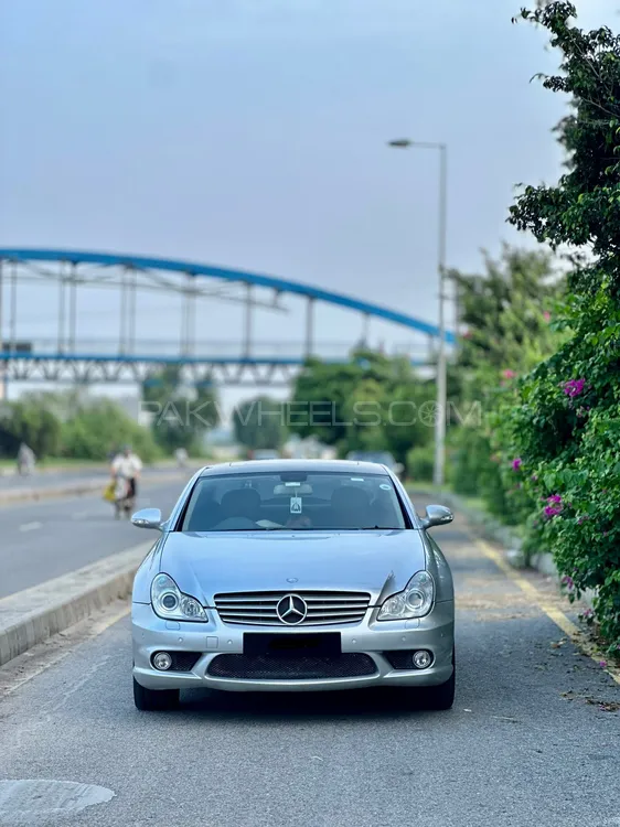 Mercedes Benz CLS Class 2006 for Sale in Lahore Image-1