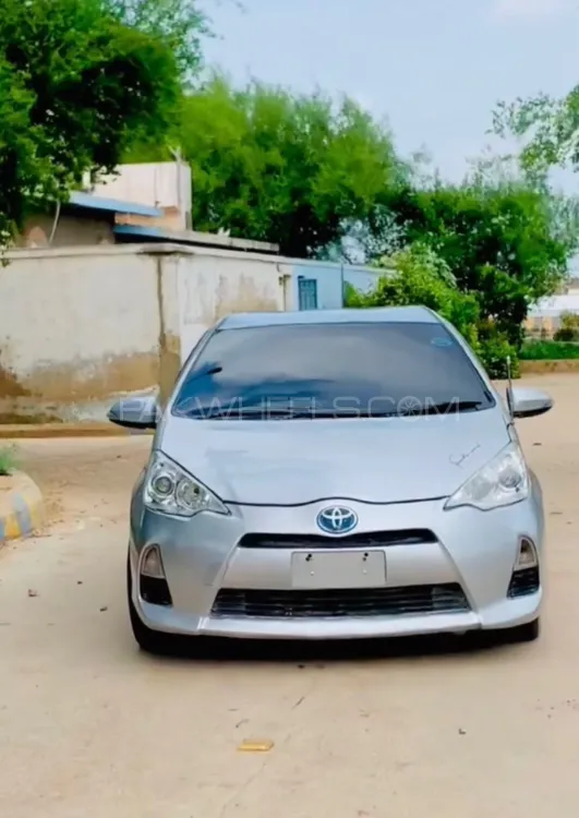 Toyota Aqua 2013 for Sale in Hyderabad Image-1