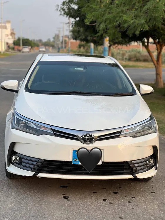Toyota Corolla 2017 for Sale in Jhang Image-1