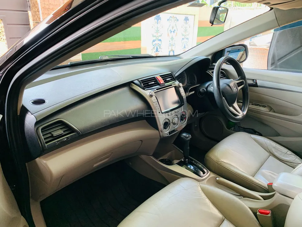 Honda City 2015 for Sale in Lahore Image-1