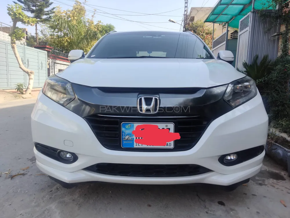 Honda Vezel 2016 for Sale in Wah cantt Image-1