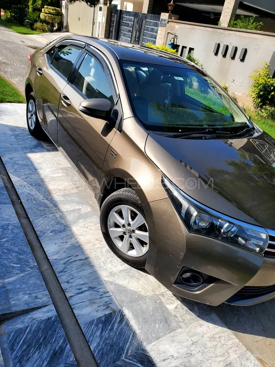 Toyota Corolla 2015 for Sale in Lahore Image-1