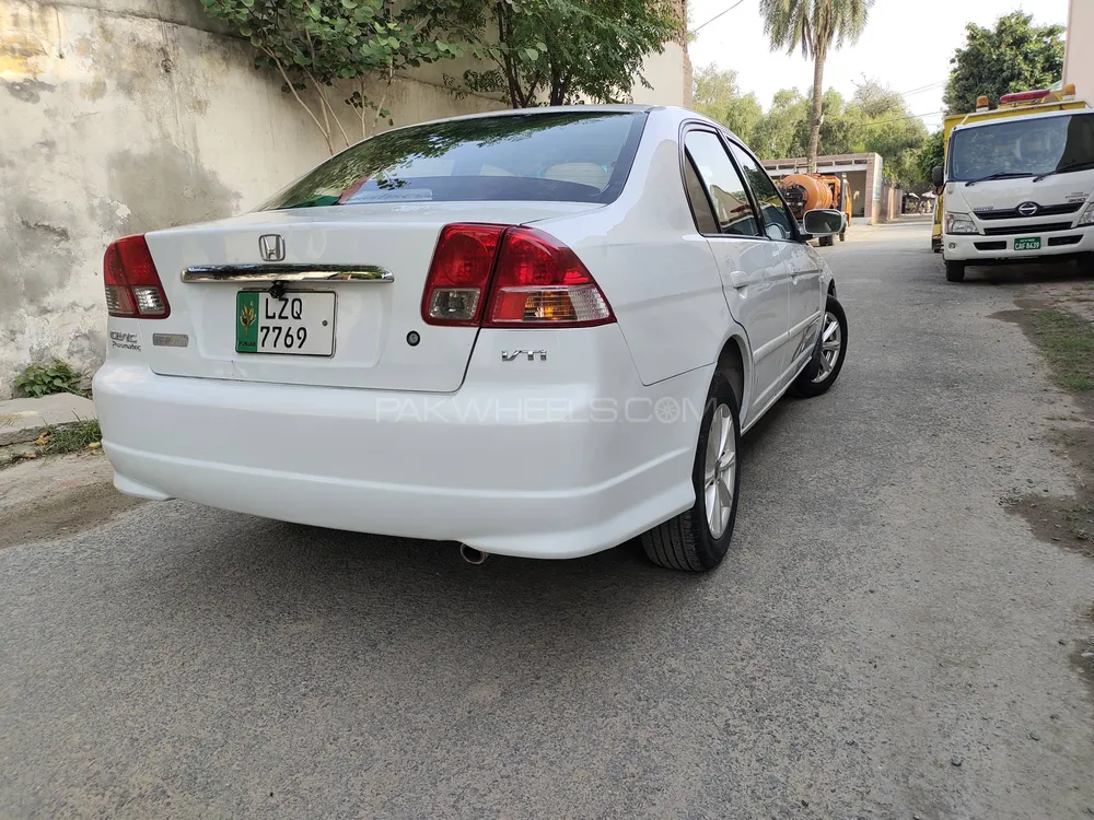 Honda Civic 2004 for Sale in Sahiwal Image-1