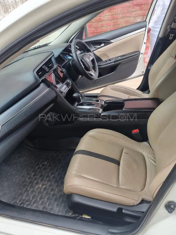 Honda Civic 2018 for Sale in Sheikhupura Image-1