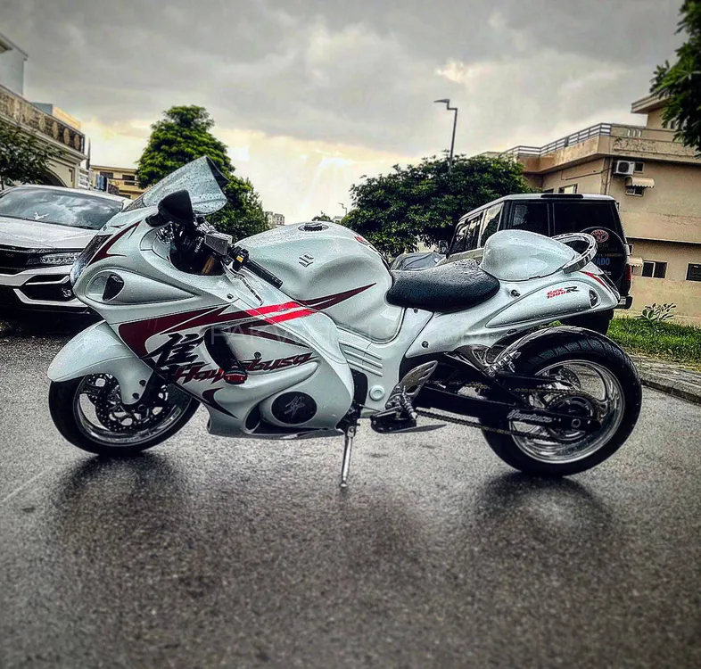 Suzuki Hayabusa 2011 for Sale Image-1