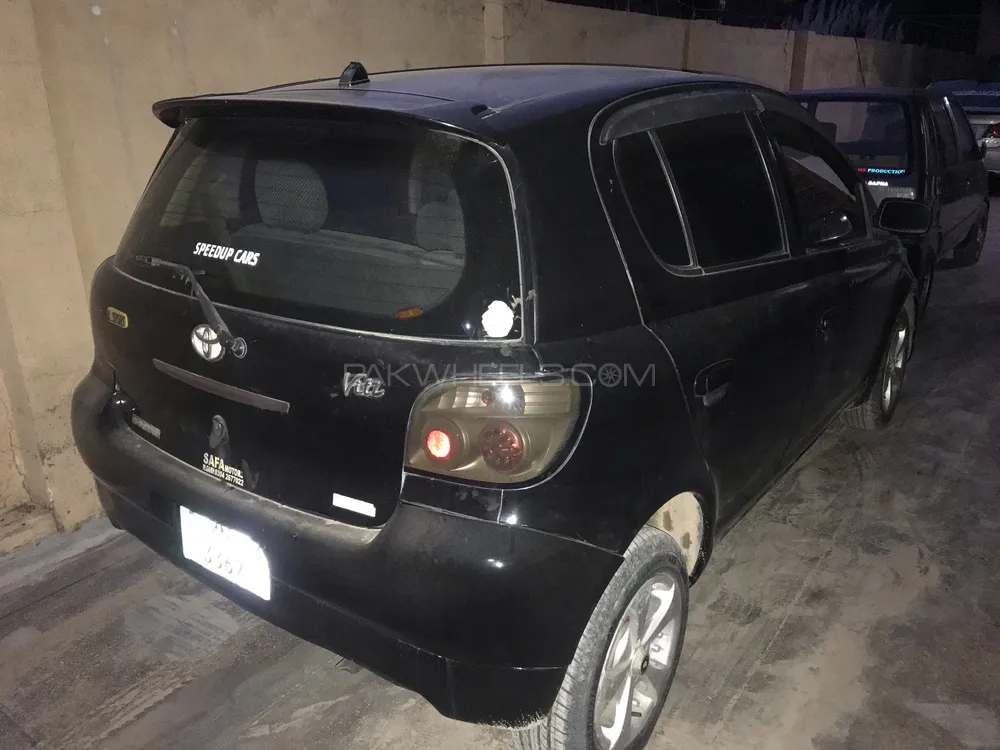 Toyota Vitz 1999 for Sale in Islamabad Image-1