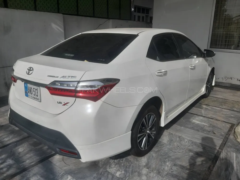 Toyota Corolla 2021 for Sale in Gujranwala Image-1